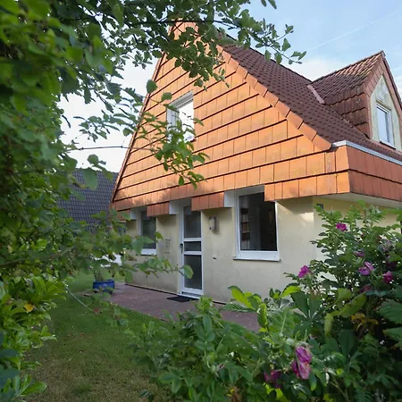 בית נופש Vogelsand 10